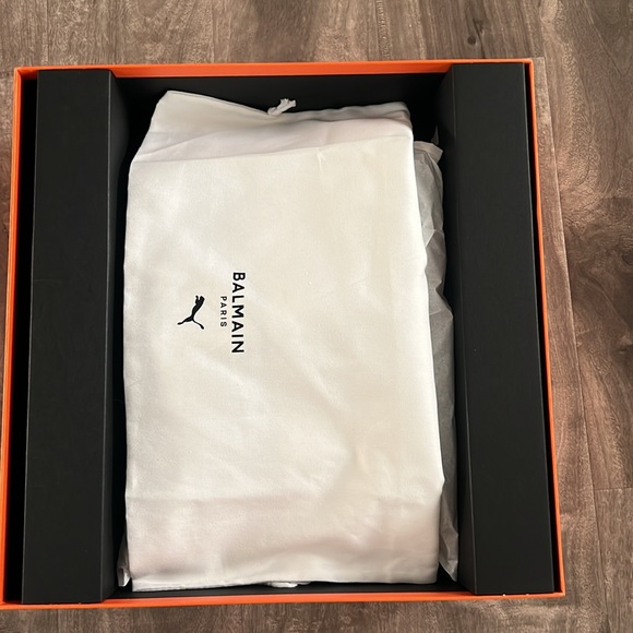 Balmain x Puma Court 'Black High Risk Red' 195683-01 - Picture 7 of 8